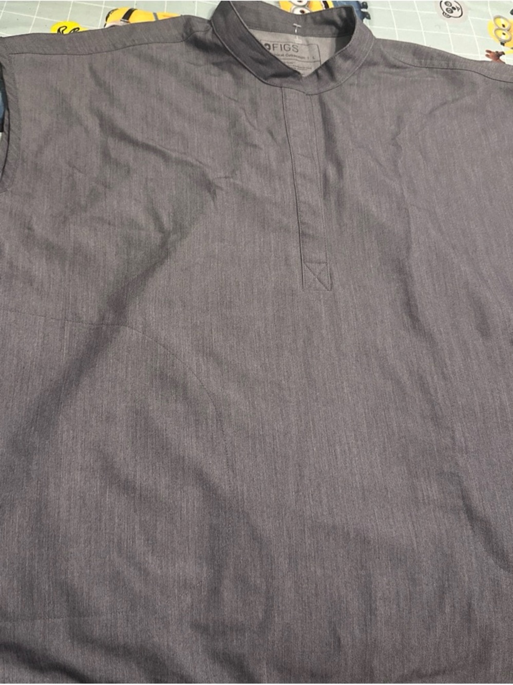 Figs Charcoal Mandarin Collar Scrub Top
